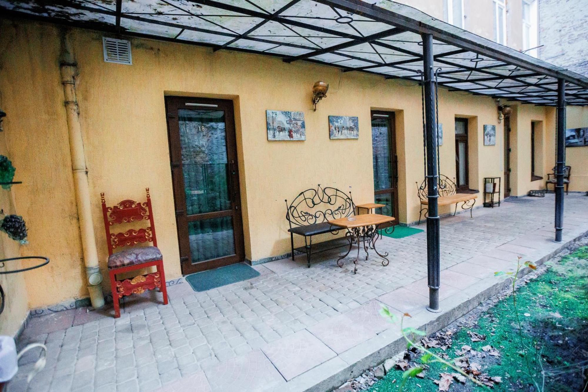 Staryi Krakiv Ξενοδοχείο Λβιβ Εξωτερικό φωτογραφία